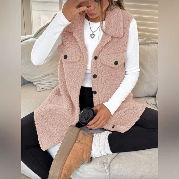 Women's Pink Sherpa Vest - Picture 4 of 11